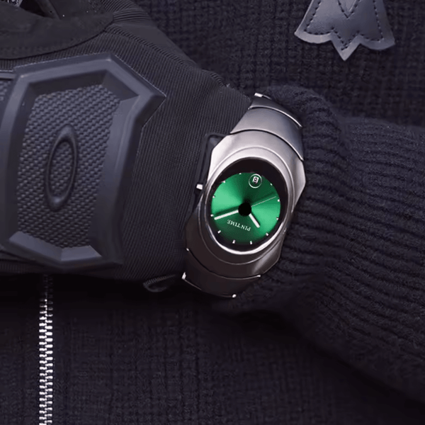 Reloj Futurista