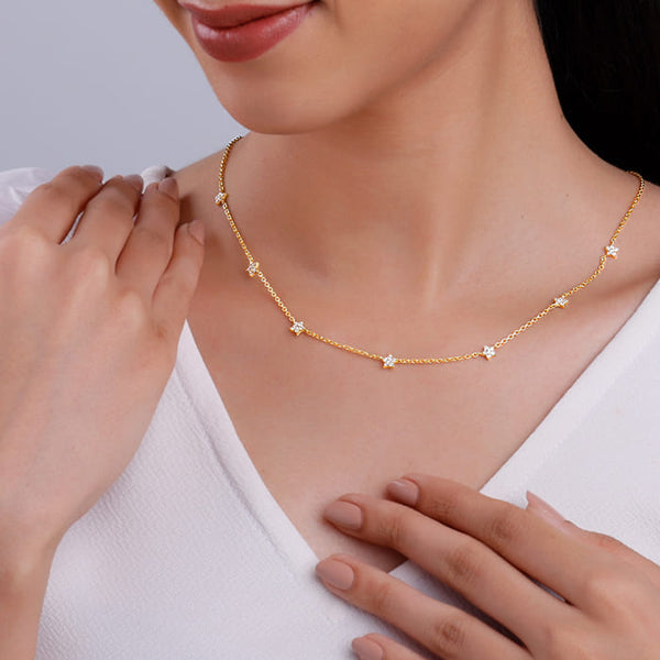 Collar Estrellas Doradas Brillantes