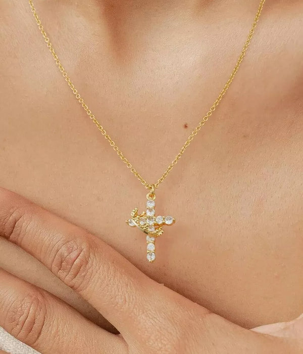 Collar Cruz con Corona Brillante